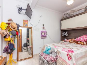 add52077-4309-4317-9102-b2f46db61b30 · Agradável sobrado para venda em Vila Zat com 5 quartos, sendo 2 suítes, 200m²
