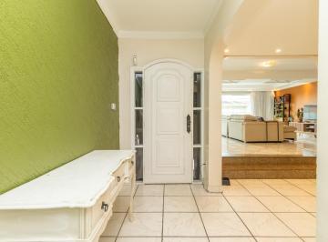 e9420f56-536d-44ab-87a5-4d4111dae5c7 · Excelente casa para venda em Vila Cruz das Almas com 4 quartos, sendo 1 suíte, 273m²
