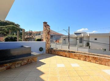 9cade7f0-47d0-43de-b8c2-f3d3f17da0ff · Aconchegante sobrado para venda em Jardim Regina com 4 quartos, sendo 1 suíte, 277m²