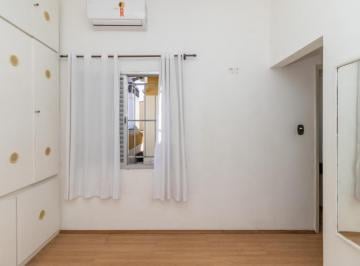 954673b4-86d1-4bc9-9fbe-b98b108e2fc8 · Agradável sobrado para venda em Parque Residencial da Lapa com 3 quartos, sendo 2 suítes, 115m²