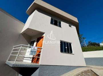 Casa · 71m² · 2 Quartos · 1 Vaga · CASA 2 QUARTOS SENDO BAIRRO SÃO PEDRO, BRUSQUE -SC