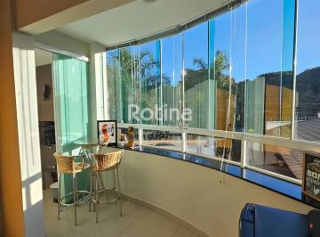Apartamento · 85m² · 3 Quartos · 2 Vagas · Apartamento à venda em Uberlândia/MG (Daniel Fonseca) – 3 quartos, 1 suíte, 2 vagas