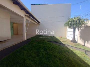Casa · 310m² · 4 Quartos · 3 Vagas · Casa para alugar, 4 quartos, Brasil - Uberlândia/MG - Rotina Imobiliária