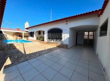Casa · 110m² · 2 Quartos · 2 Vagas · Casa Isolada de Esquina com Piscina no Jardim Imperador a 250 Metros da Praia