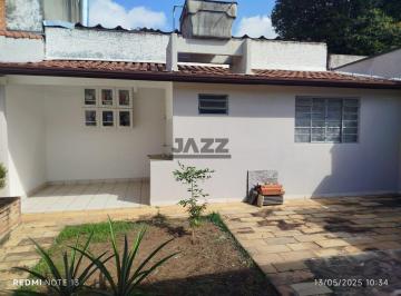 Casa · 105m² · 3 Quartos · 2 Vagas · Casa Térrea Totalmente Reformada à Venda no Vista Verde | 200 m² de Terreno | Edícula | Excelente Lo