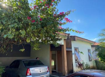 Casa · 347m² · 4 Quartos · 4 Vagas · Sobrado com Piscina no Urbanova e Excelente Potencial de Valorização