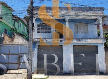Casa · 180m² · 3 Quartos · 5 Vagas · Casa com quintal, salão comercial e 5 vagas em Francisco Morato