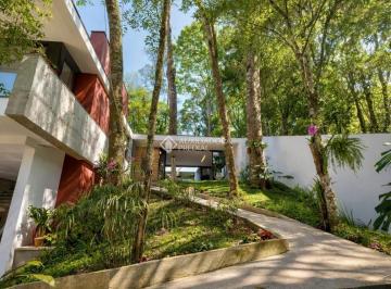 Casa · 261m² · 3 Quartos · 3 Vagas · Bela casa no bairro Barreirinha
