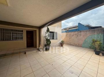 Casa · 180m² · 4 Quartos · 4 Vagas · Casa à venda com 4 dormitórios e uma suite