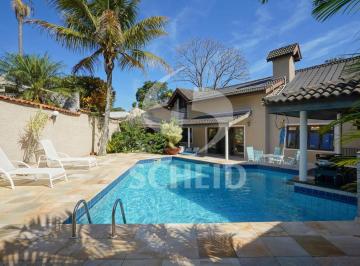 Casa · 220m² · 3 Quartos · 4 Vagas · Casa a venda no Bolsao de Interlagos rua tranquila toda arborizada