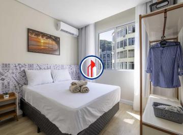 Apartamento · 35m² · 1 Quarto · Apartamento :  / Residencial / Copacabana/vista mar/posto 2/andar alto