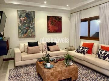 Casa · 167m² · 3 Quartos · 2 Vagas · Imóvel diferenciado, charmoso, impecável
