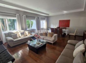 Casa · 223m² · 3 Quartos · 4 Vagas · Sobrado isolado dos dois lados com entrada indenpendente para a área de lazer.