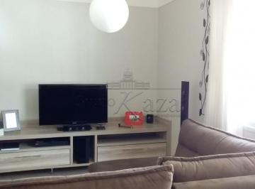 Casa · 238m² · 3 Quartos · 2 Vagas · Casa Condomínio em Caçapava