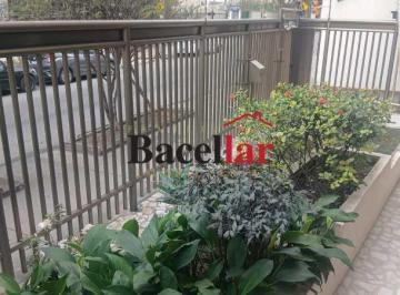 Apartamento · 68m² · 2 Quartos · 1 Vaga · Apartamento : Padrão / Residencial / Vila Isabel