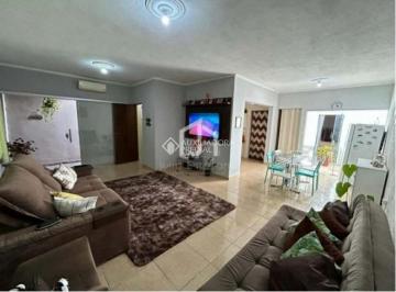 Casa · 173m² · 3 Quartos · 2 Vagas · Casa na Esplanada Santa Helena em Taubaté