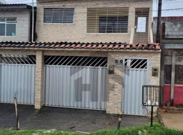 b84d08f27813caf0270e2bc9af5e066e725dffca · Casa de 2 pavimentos, 205m², à venda, localizada em Água Fria, Recife - Pernambuco.