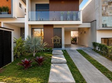 Casa · 156m² · 4 Quartos · 2 Vagas · Casa à Venda no Condomínio Paradise Gardens, Mogi das Cruzes/SP