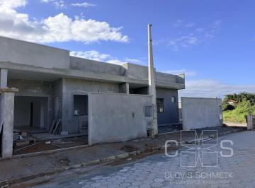 Casa · 57m² · 2 Quartos · 1 Vaga · Casa Alvenaria em Centro, Balneário Piçarras/SC