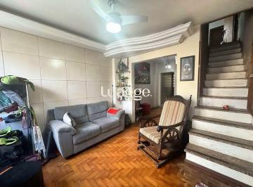 Casa · 103m² · 2 Quartos · Casa para uso Residencial ou Comercial.
