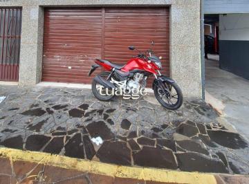 Comercial · 82m² · Sala Comercial vendida junto com o outro conjunto ao lado, e 4 Salas no segundo