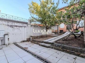 Casa · 235m² · 4 Quartos · 2 Vagas · Casa com 04 quartos no Bairro : Partenon em Porto Alegre/RS