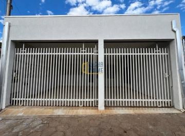 Casa · 3 Quartos · Casa a venda com placa solar em Ilha Solteira.