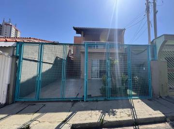 Casa de 4 quartos, Mogi das Cruzes · Casa para venda em Alto Ipiranga de 168.00m² com 4 Quartos e 3 Garagens