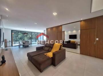 Casa en Venda de 4 quartos Park Imperial · Sobrado em Rua dos Cambucis - Park Imperial - Caraguatatuba/SP
