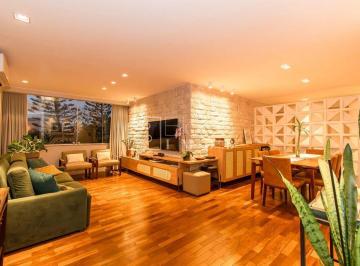 Apartamento · 210m² · 3 Quartos · 1 Vaga · APARTAMENTO SQS 103 ASA SUL 3 QUARTOS 2 SUÍTES 1 VAGA REFORMADO ANDAR ALTO CANTO VISTA