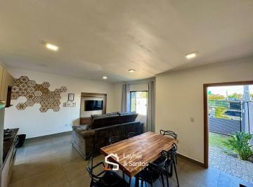 Casa · 76m² · 2 Quartos · 1 Vaga · Casa mobiliada com piscina em Shangri-lá