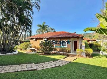 5b221a91cf8579f0b852c3077538179e2db5007a · CH0045 - ACONCHEGANTE CHACARA DE ESQUINA COM 02 CASAS, PISCINA, POMAR E AS MARGENS DO LAGO EM CONDOM