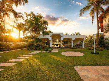 83a46d39b40b31a16d7e45191a5afb362afdea9f · Casa térrea à venda no Condomínio Jardim Acapulco – Alfa Imóveis Guarujá