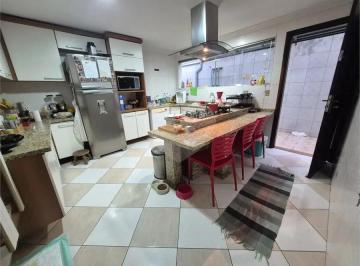 Casa · 330m² · 4 Quartos · 4 Vagas · Sobrado com 4 quartos à venda em Adalgisa - SP
