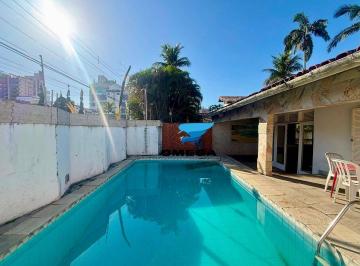 d34ba589515a5bb6982a014b4c1ee862b459e218 · Casa à venda na praia da Enseada no Guarujá I Omega Imoveis