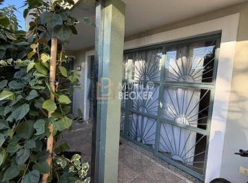 Casa · 220m² · 4 Quartos · 3 Vagas · Casa térrea à venda com Edícula - Parque Industrial