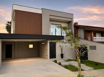 Casa de 3 quartos, São José dos Campos · Casa com piscina e area gourmet Condomínio Recanto da Serra Urbanova 3 quartos 244m²