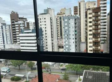 61818f17 · Casa, 1 dormitórios, 26 m², em Centro