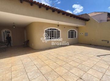 Casa · 247m² · 3 Quartos · 2 Vagas · QND 04 | Casa 3 Quartos - 1 Suíte | Taguatinga Norte