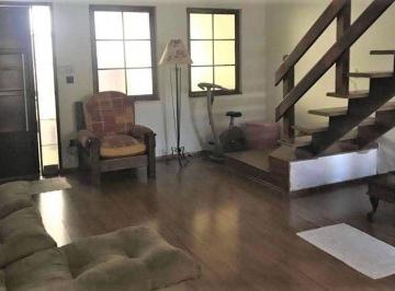Casa de 2 quartos, Mogi das Cruzes · Casa a venda com 2 Quartos e Quintal