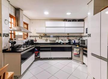 Casa de 3 quartos, São Paulo · CASA TÉRREA COM 3QUARTOS(2SUÍTES) ÁREA GOURMET, 4 VAGAS DE GARAGEM , EDICULA E QUINTAL -BUTANTÃ