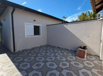 Casa de 2 quartos, Itanhaém · Casa nova em Itanhaém lado praia aceita financiamento com piscina