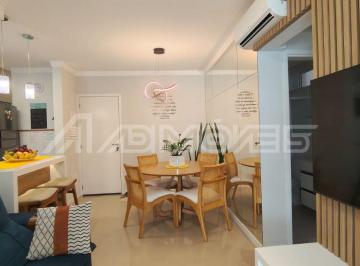 Apartamento de 2 quartos, São José · Apartamento de 3 Dormitórios com Vista para o Mar no Roçado, São José