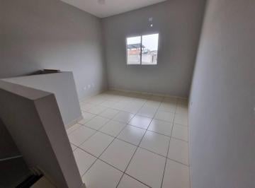 Casa · 54m² · 2 Quartos · 1 Vaga · Maravilhosa Casa Sobreposta em Sítio do Campo, Praia Grande - 2 Quartos