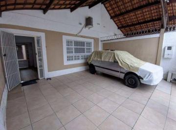 Casa · 110m² · 3 Quartos · 2 Vagas · Ótima casa geminada, 3 dorms., 1 suíte, 2 vagas, com churrasqueira, na Ocian !!