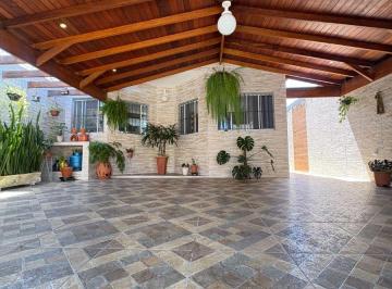 Casa de 3 quartos, São Sebastião · CASA RARIDADE IMPERDÍVEL SÃO SEBASTIÃO LITORAL NORTE SP