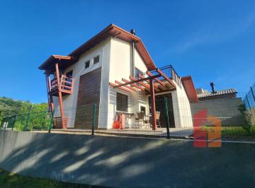 Casa de 3 quartos, Garopaba · Casa Mobiliada à Venda – 133,95 m² | A 500 m da Praia da Gamboa – SC