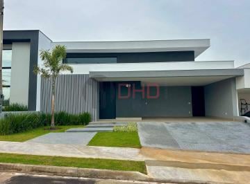 Casa · 300m² · 3 Quartos · 4 Vagas · Condomínio Pampulha - Casa com 3 suítes e piscina