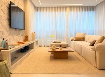 Sala de Estar · Apartamento Alto Padrão com 3 Suítes em Guaratuba