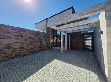 Fachada · Casa com 3 quartos em Matinhos